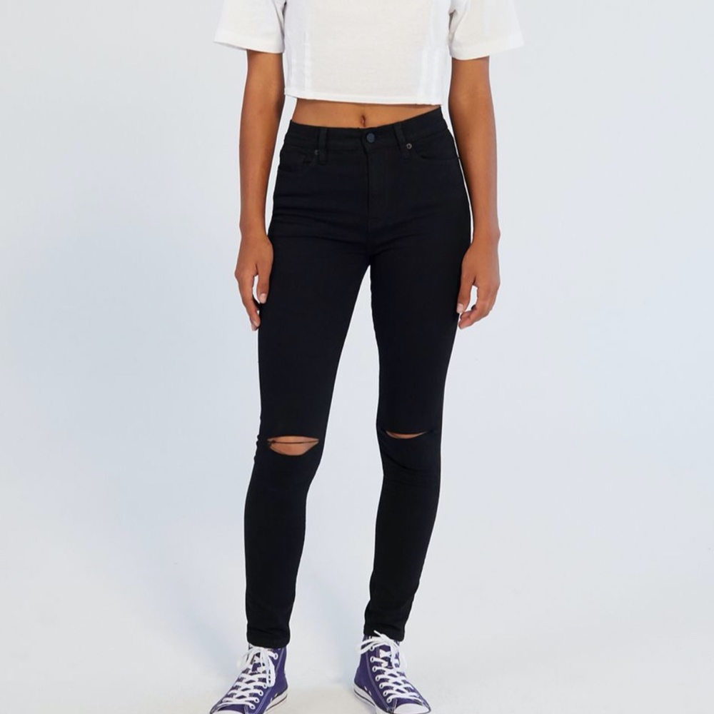BDG Black Skinny High Rise Pants w/ Ripped Knees